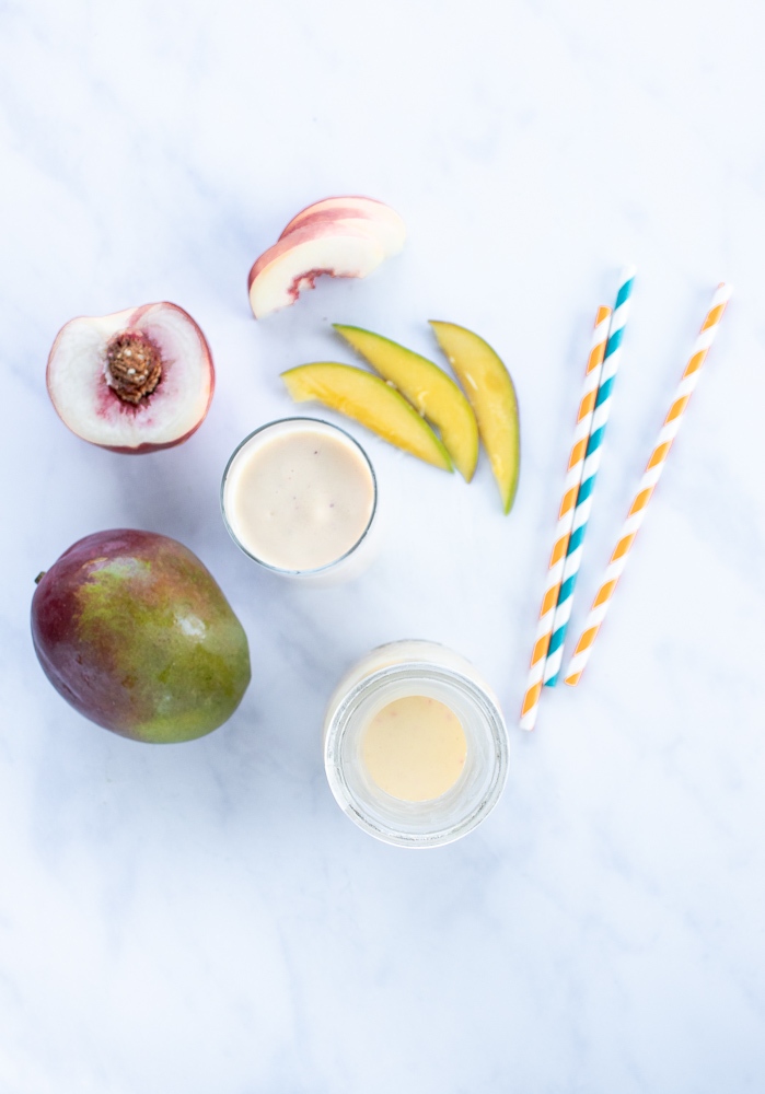 peach mango smoothie recipe picture