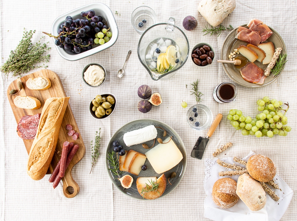 amari cheese lifestyle picture